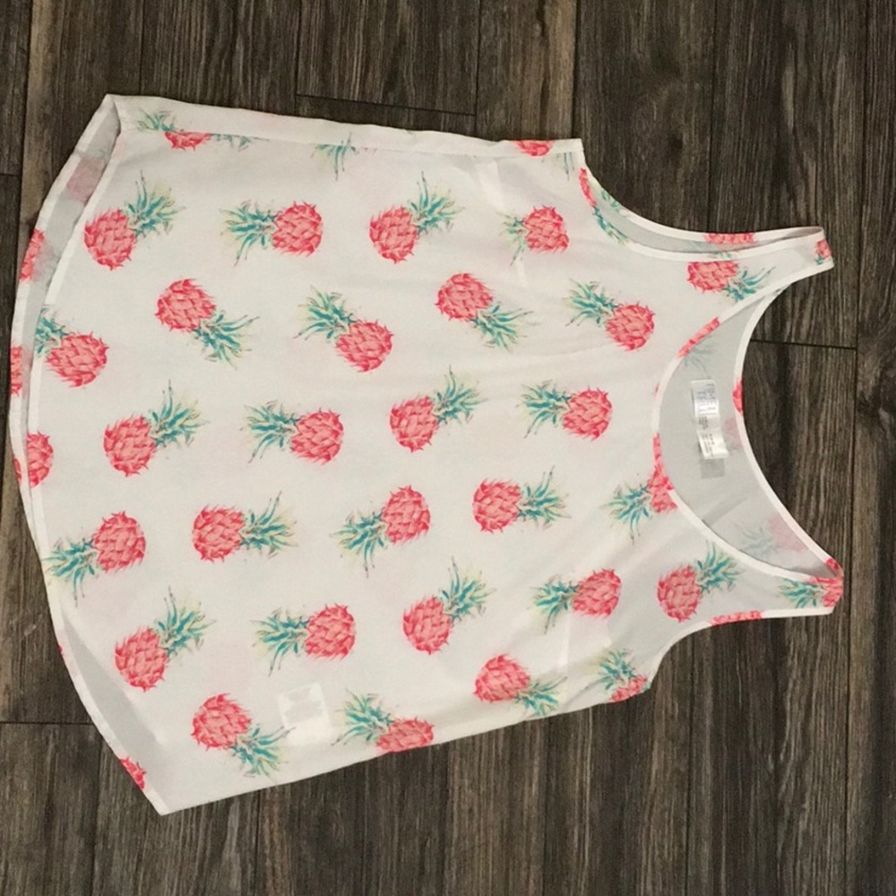 Pineapple tank white with pink pineapples